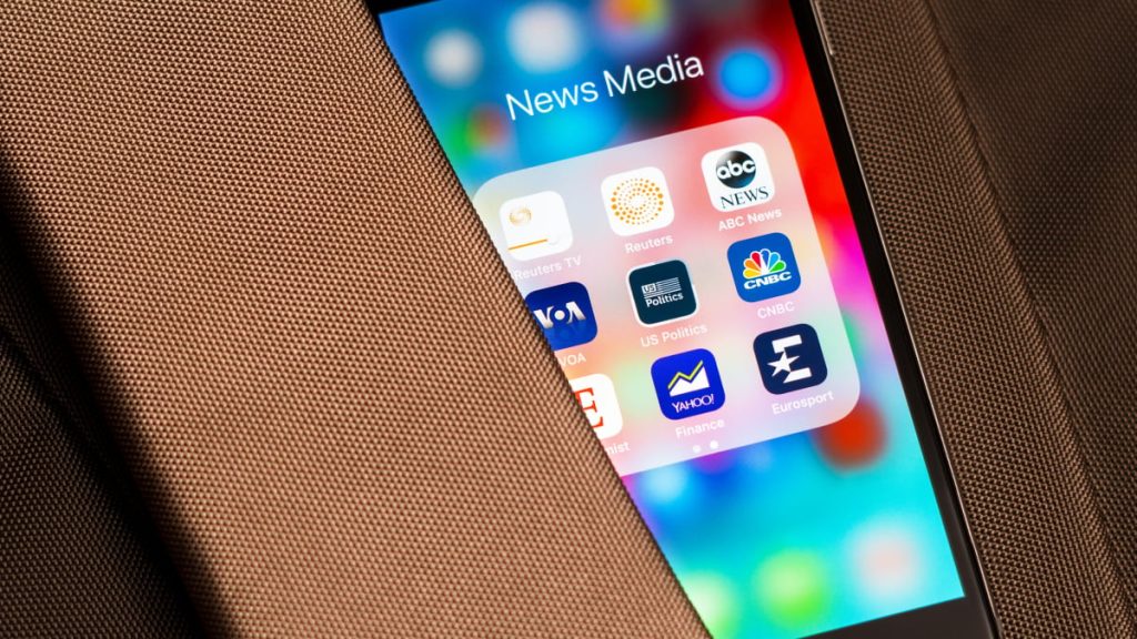 Evening News Without Noise A Phone Setup That Keeps Headlines Clear