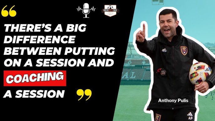One-on-One Football Player Interviews Covering Tactics, Team Life, and Personal Motivation